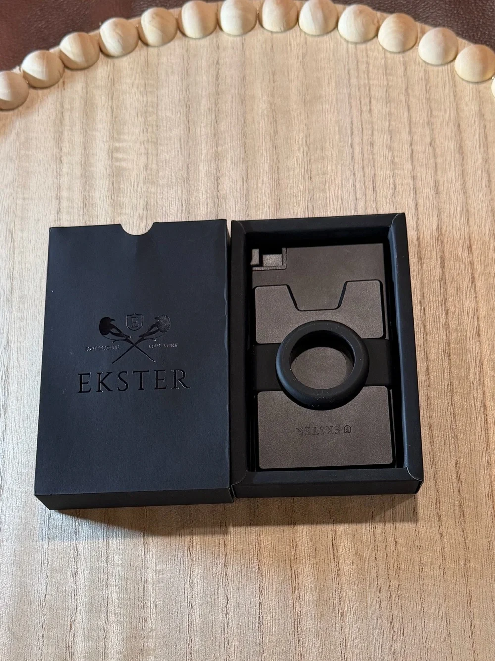 Ekster Aluminum AirTag Wallet Black RFID Smart Cardholder New in Box
